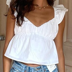 Abercrombie & Fitch White Top Size Small 🤍
